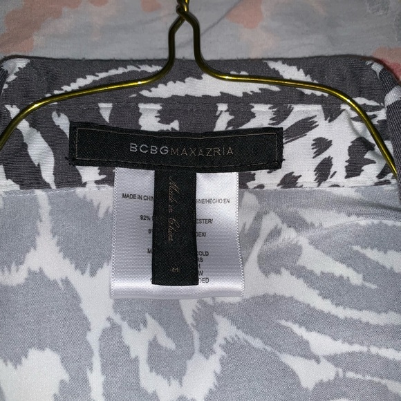 BCBG Maxazria Leopard Print Top - Picture 2 of 5